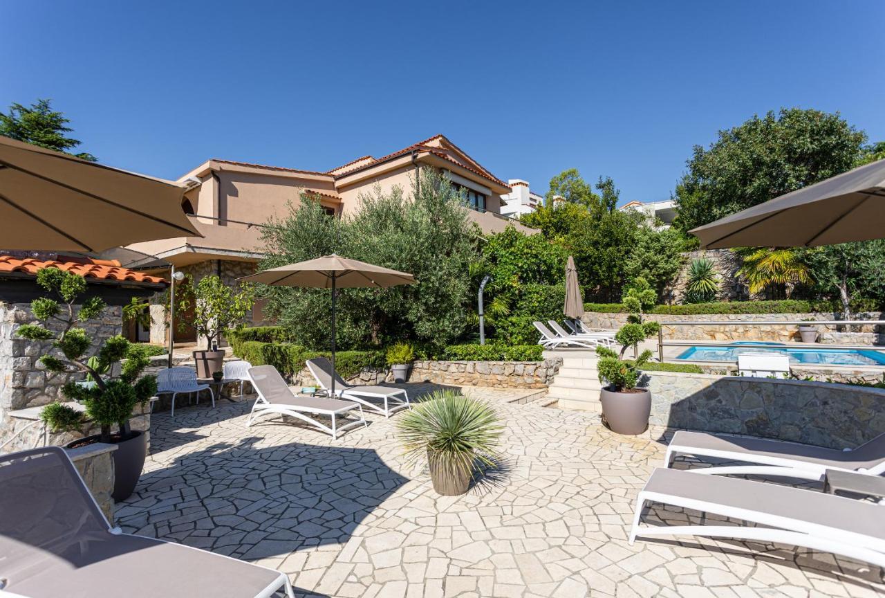 Apartments House Barbara Kornić المظهر الخارجي الصورة