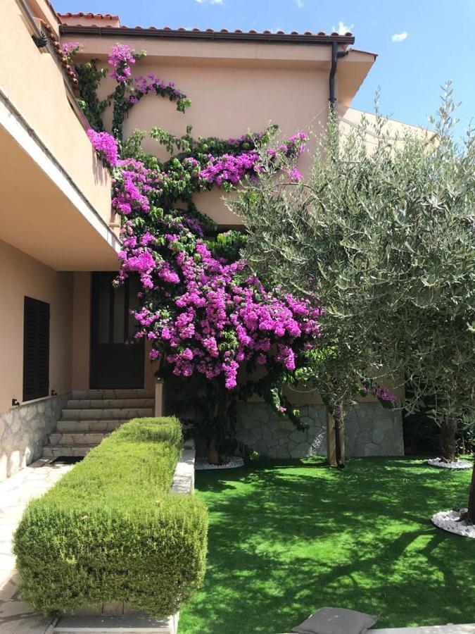 Apartments House Barbara Kornić المظهر الخارجي الصورة
