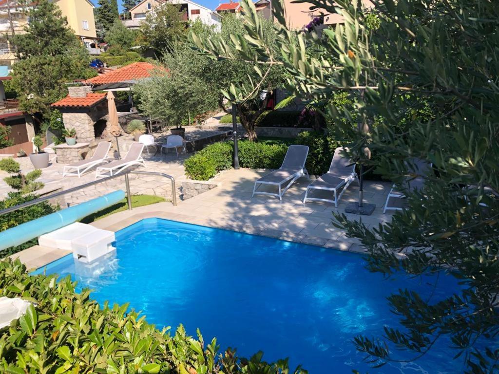 Apartments House Barbara Kornić المظهر الخارجي الصورة