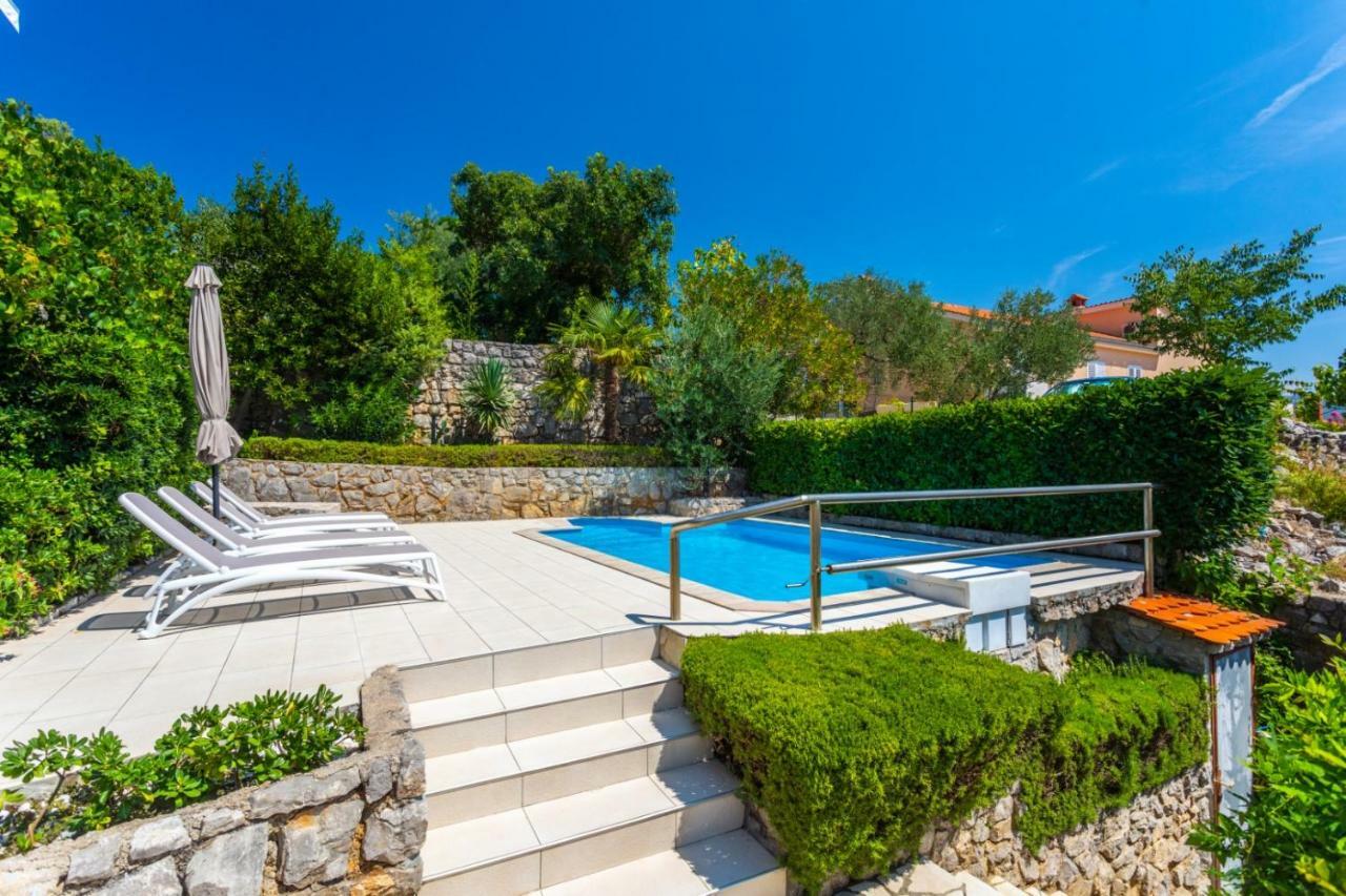 Apartments House Barbara Kornić المظهر الخارجي الصورة