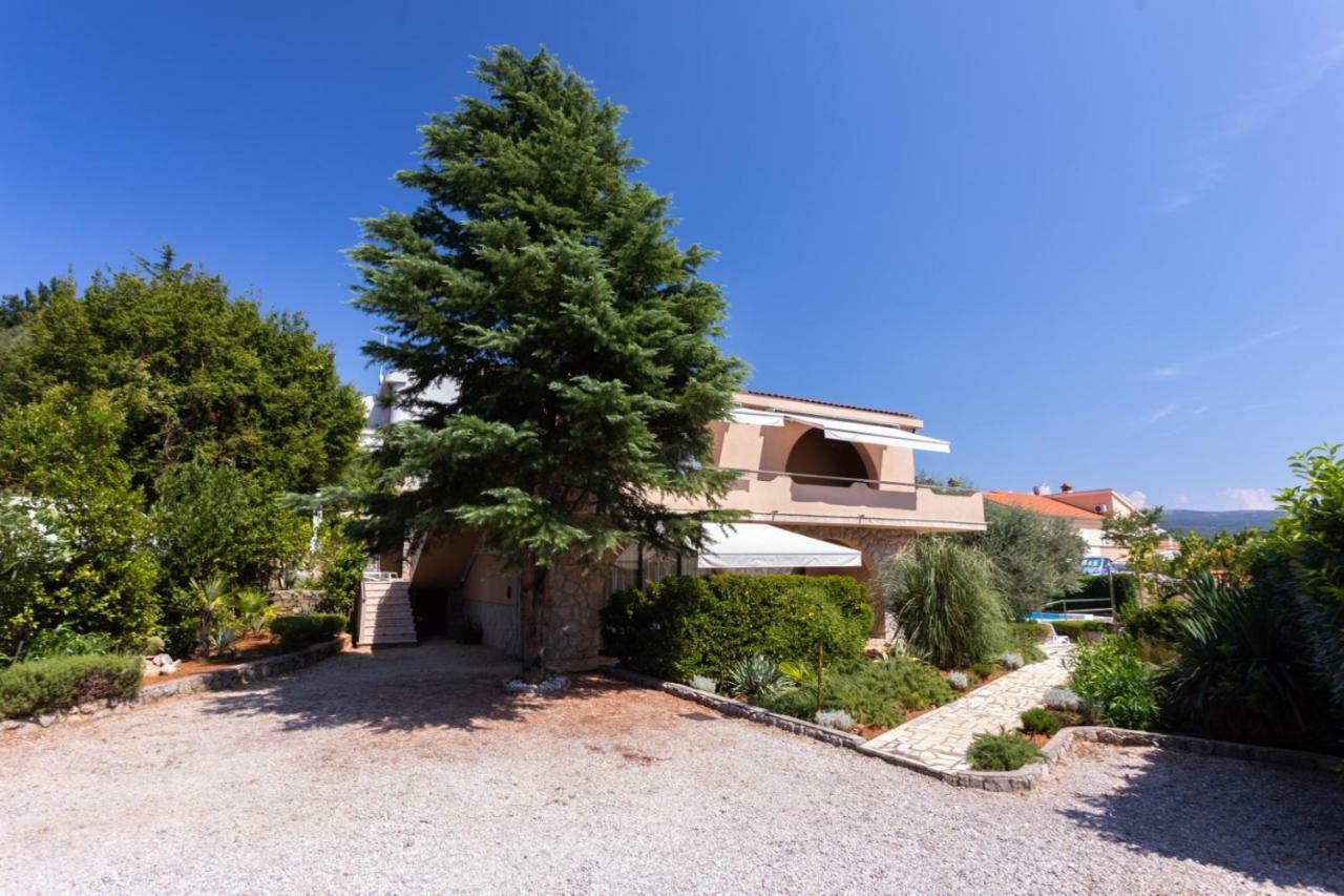 Apartments House Barbara Kornić المظهر الخارجي الصورة